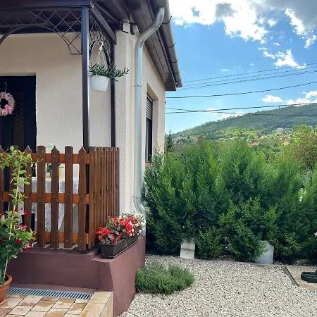 بيت للعطل Becehegyi Vendeghaz Balatongyörök