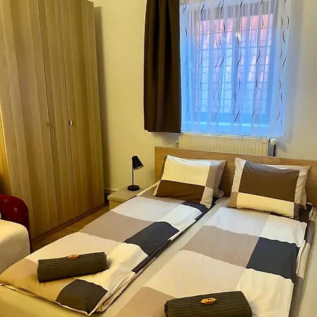 بيت للعطل Becehegyi Vendeghaz Balatongyörök